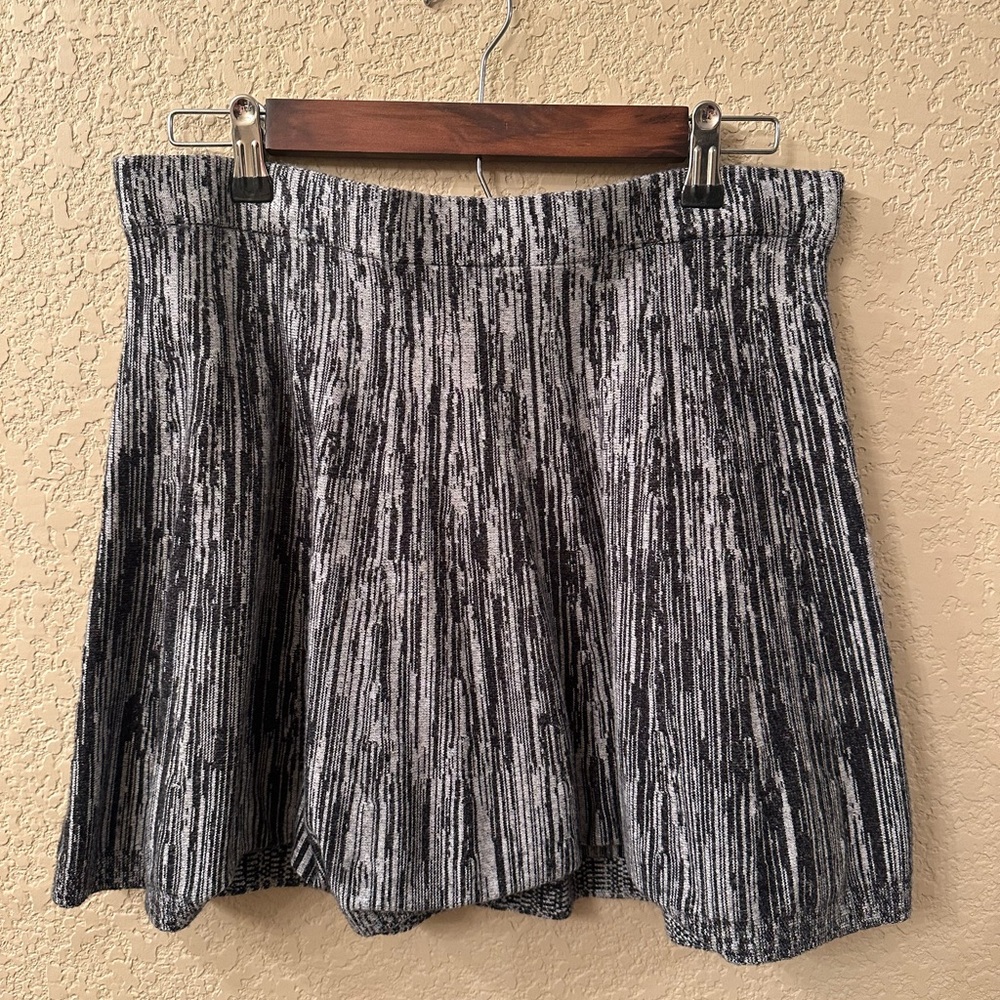 Candie's Black and Gray Skater Skirt